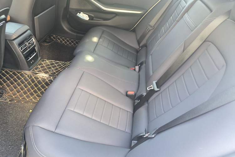 Used BMW 3 Series 2021 Restyled 325Li M Sport Package Left Rear Seat
