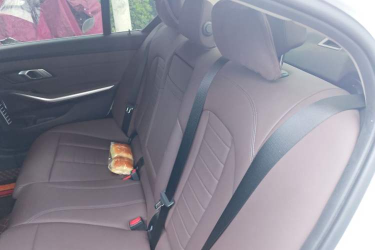 Used BMW 3 Series 2021 Facelifted 320Li M Sport Package Left Rear Seat