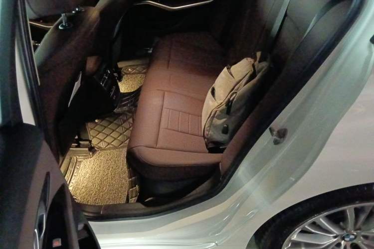Used BMW 3 Series 2021 Restyled 320i Sport Package Left Rear Seat