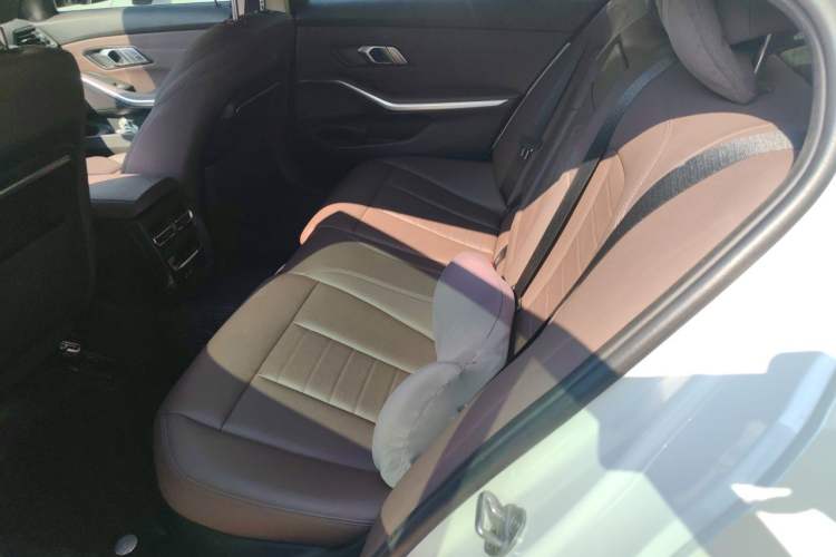 Used BMW 3 Series 2021 Facelifted 320Li M Sport Package Left Rear Seat
