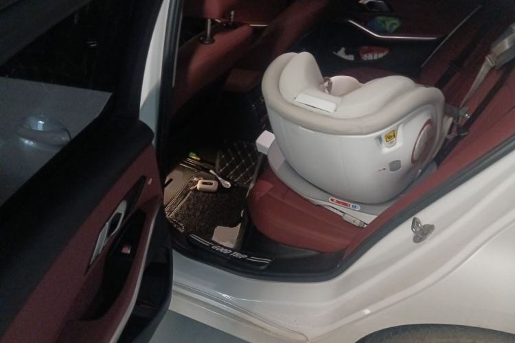 Used BMW 3 Series 2021 Restyled 320i Sport Package Left Rear Seat