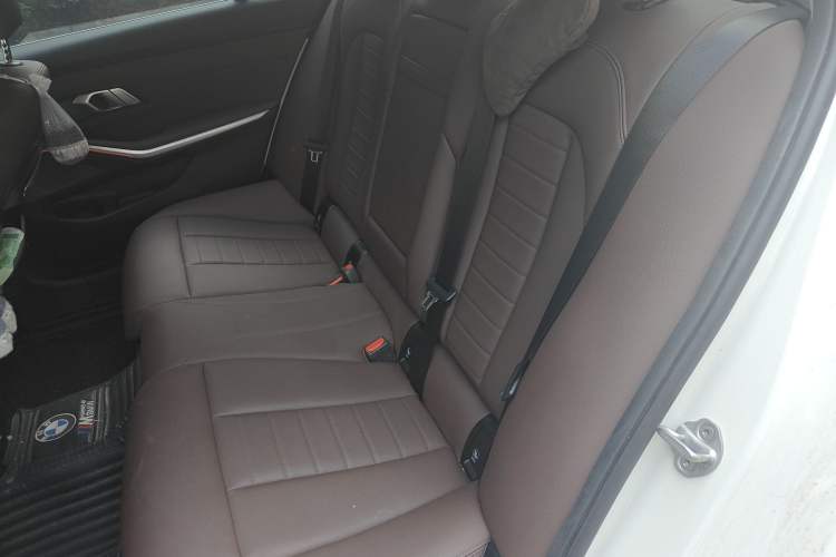 Used BMW 3 Series 2021 Restyled 325Li M Sport Package Left Rear Seat