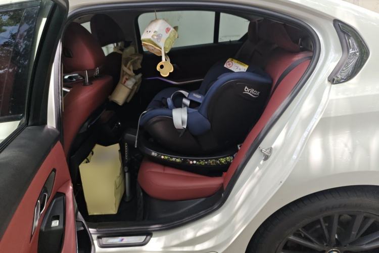 Used BMW 3 Series 2021 325Li M Sport Shadowline Package Left Rear Seat