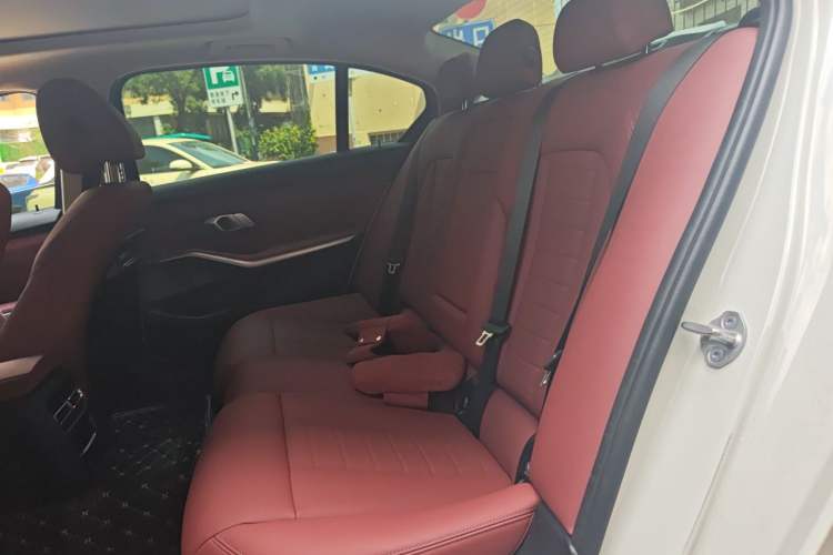 Used BMW 3 Series 2021 Restyled 325Li M Sport Package Left Rear Seat