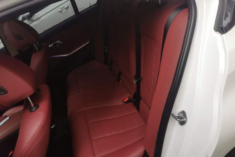 Used BMW 3 Series 2021 325i M Sport Night Edition package Left Rear Seat