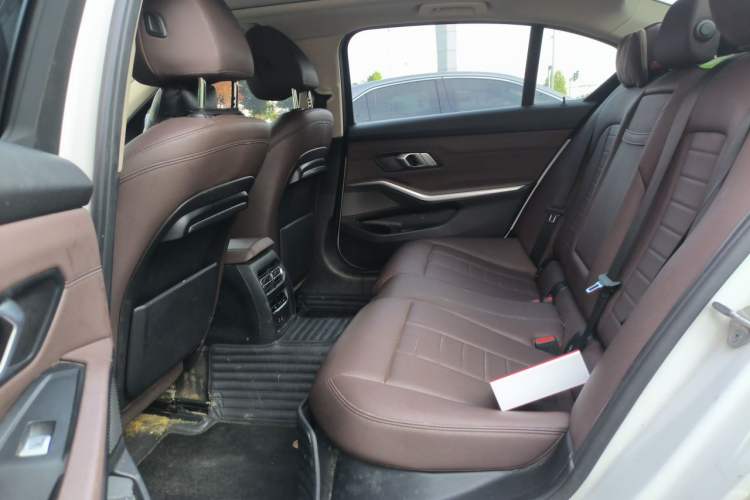 Used BMW 3 Series 2021 Facelifted 320Li M Sport Package Left Rear Seat