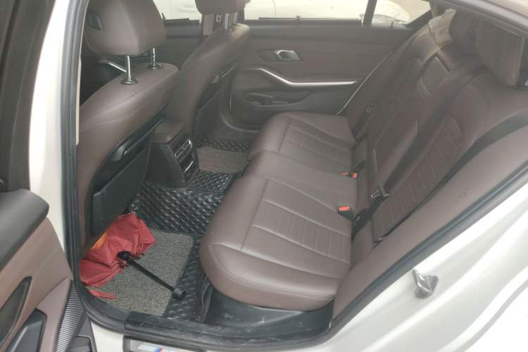 Used BMW 3 Series 2021 Facelifted 320Li M Sport Package Left Rear Seat