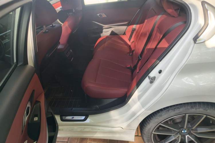 Used BMW 3 Series 2021 Facelifted 320Li M Sport Package Left Rear Seat