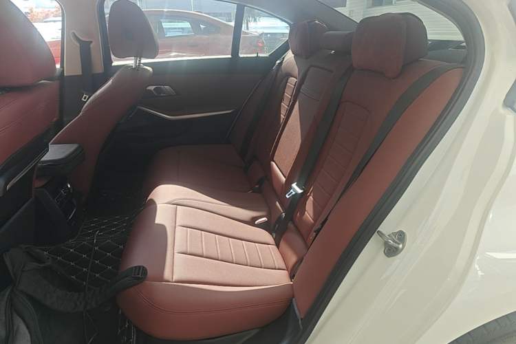 Used BMW 3 Series 2021 Second Facelift 325Li M Sport Package Left Rear Seat