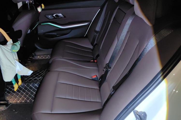 Used BMW 3 Series 2021 325Li M Sport Shadowline Package Left Rear Seat