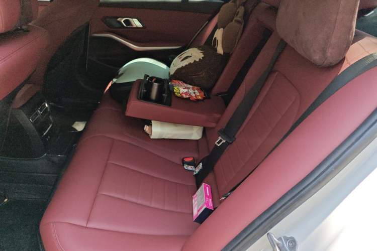 Used BMW 3 Series 2021 320i Sport Package Left Rear Seat