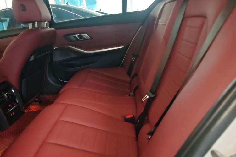 Used BMW 3 Series 2021 Facelifted 320Li M Sport Package Left Rear Seat
