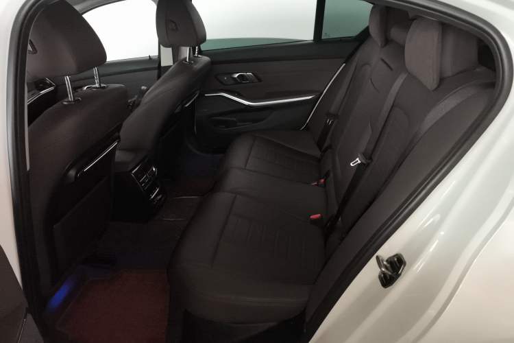 Used BMW 3 Series 2021 325Li M Sport Shadowline Package Left Rear Seat
