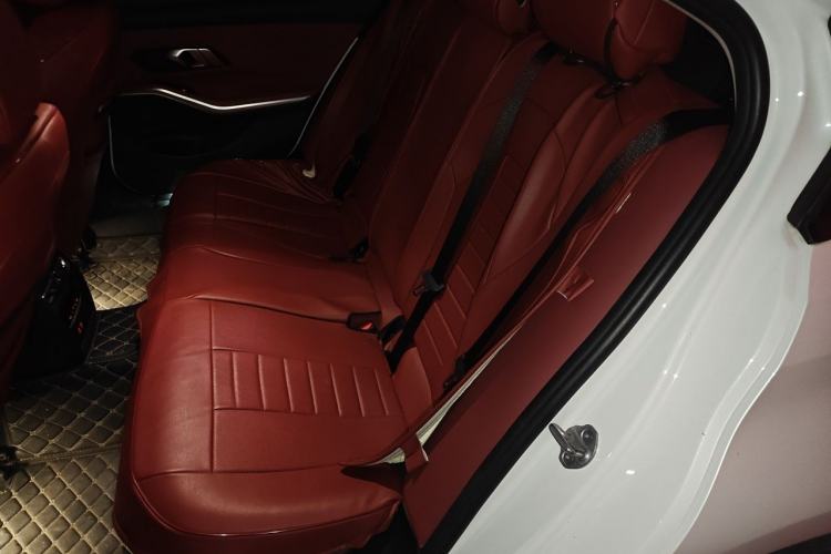 Used BMW 3 Series 2021 Restyled 320i Sport Package Left Rear Seat