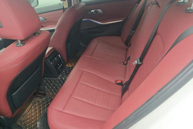 Used BMW 3 Series 2021 Restyled 325i M Sport Night Edition Package Left Rear Seat