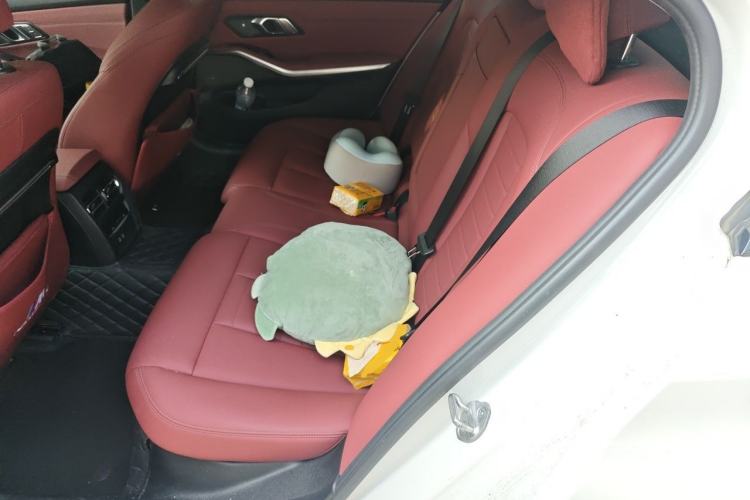 Used BMW 3 Series 2021 325Li M Sport Shadowline Package Left Rear Seat