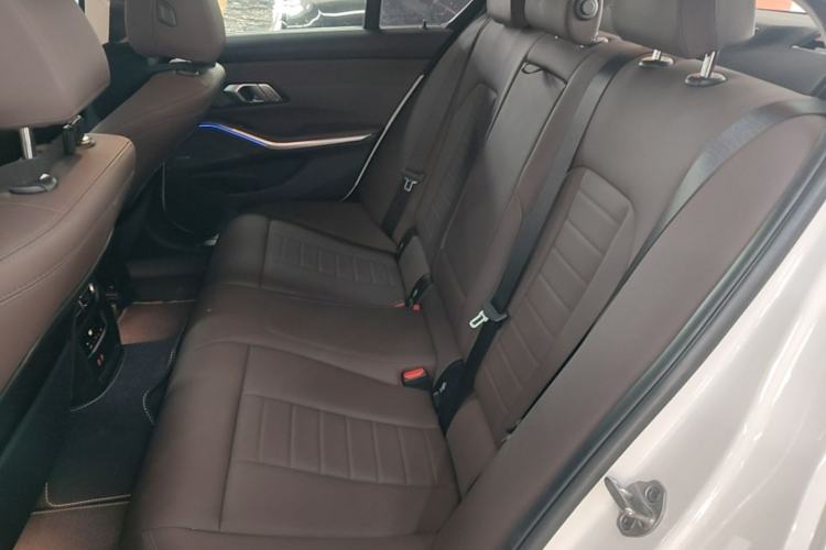 Used BMW 3 Series 2021 Restyled 325i M Sport Night Edition Package Left Rear Seat