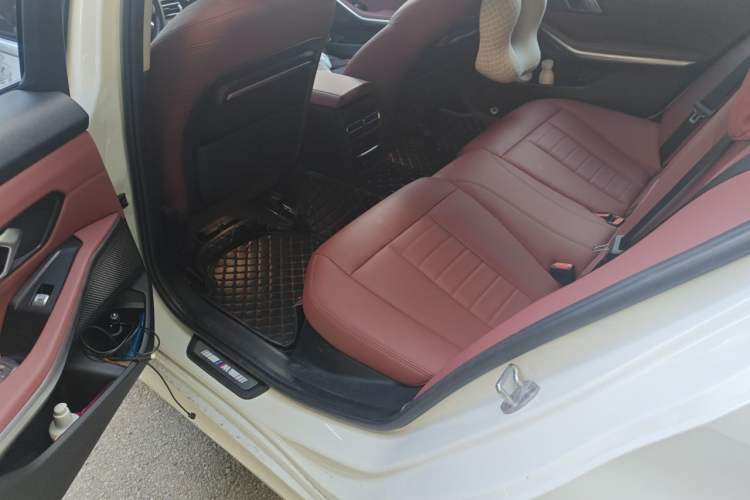 Used BMW 3 Series 2021 320Li M Sport Package Left Rear Seat