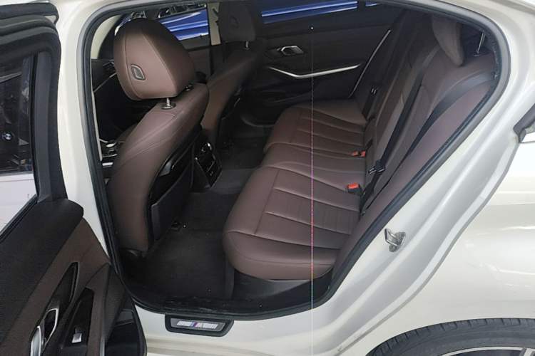 Used BMW 3 Series 2021 320Li M Sport Package Left Rear Seat