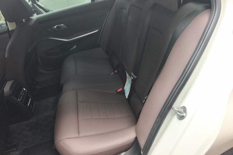 Used BMW 3 Series 2021 320Li M Sport Package Left Rear Seat