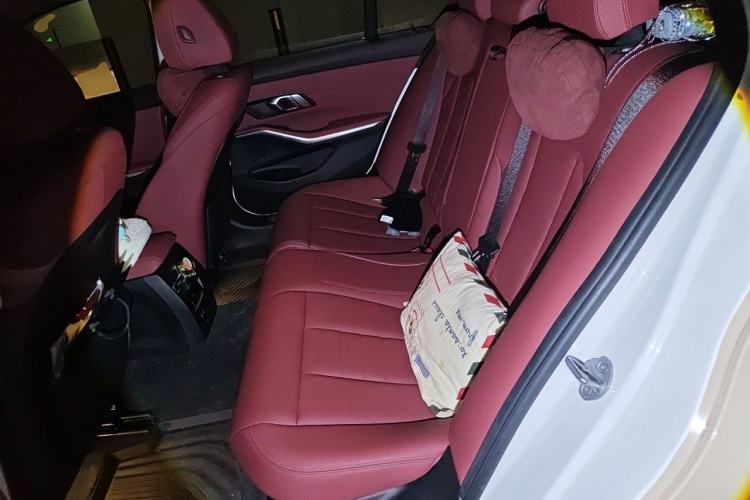 Used BMW 3 Series 2021 320i Sport Package Left Rear Seat