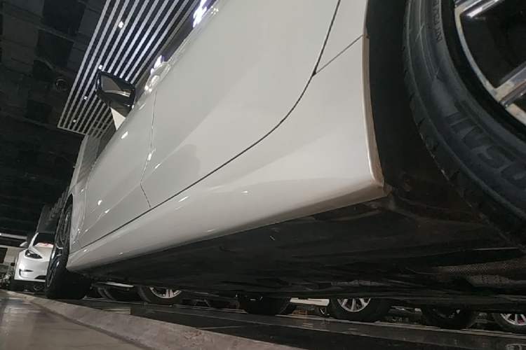 Used BMW 3 Series 2021 320Li M Sport Package Left Side Sill