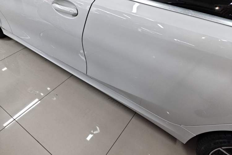 Used BMW 3 Series 2021 Second Facelift 320Li M Sport Package Left Side Sill