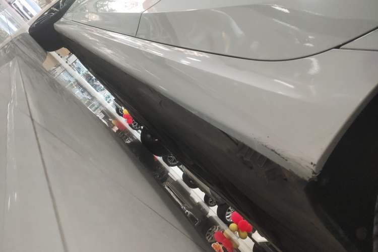Used BMW 3 Series 2021 Facelifted 320Li M Sport Package Left Side Sill