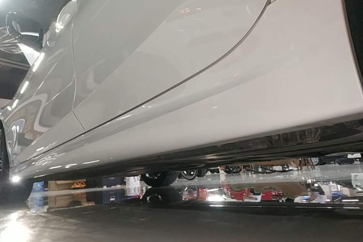 Used BMW 3 Series 2021 Second Facelift 325Li M Sport Package Left Side Sill