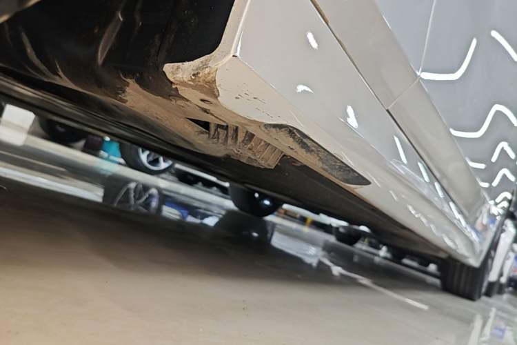 Used BMW 3 Series 2021 Restyled 325Li M Sport Package Left Side Sill
