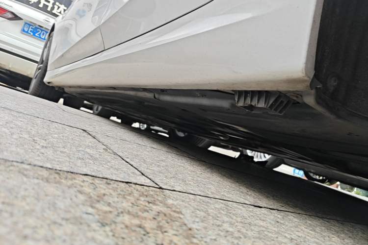 Used BMW 3 Series 2021 Second Facelift 325Li M Sport Package Left Side Sill