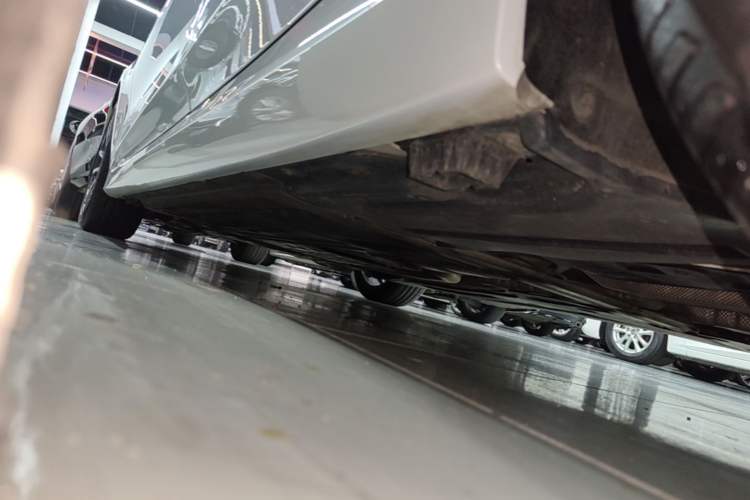 Used BMW 3 Series 2021 Facelifted 320Li M Sport Package Left Side Sill