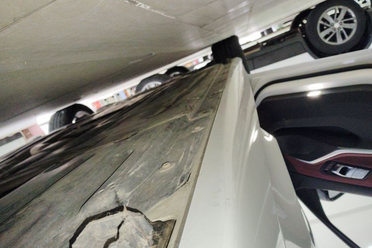 Used BMW 3 Series 2021 320Li M Sport Package Left Side Sill