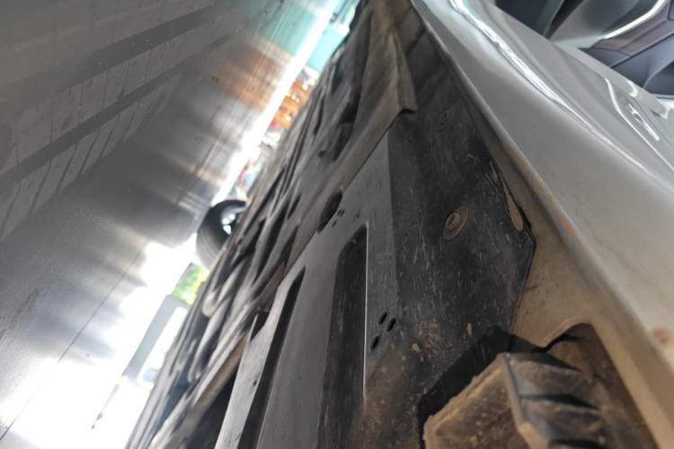 Used BMW 3 Series 2021 325Li M Sport Package Left Side Sill
