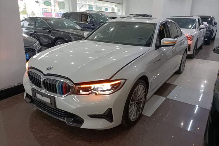 Used BMW 3 Series 2021 Restyled 320i Sport Package Guazi used car, China used car export, Used car for sale, Used  cars, Cheapest cars for sale