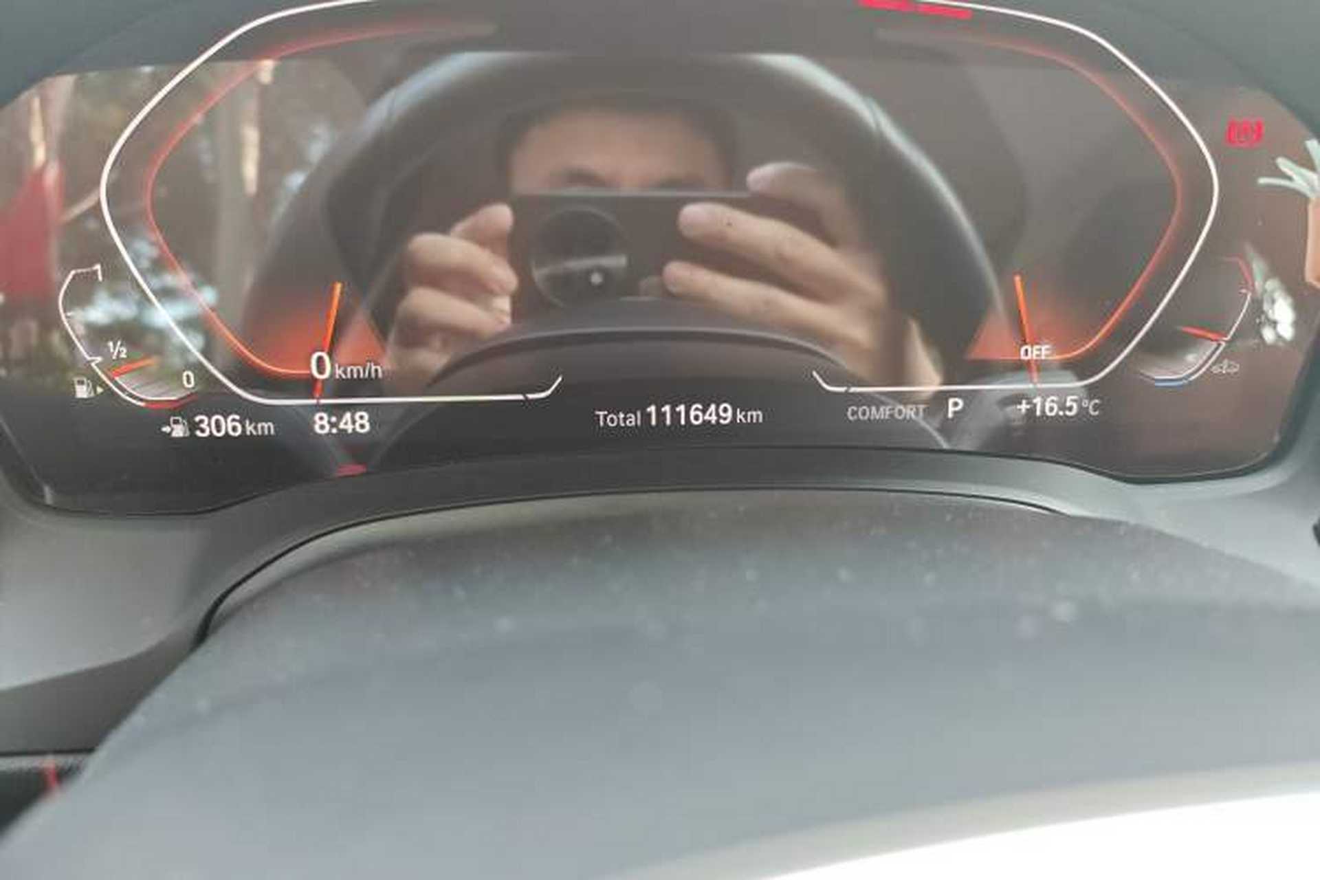 Used BMW 3 Series 2021 Second Facelift 320Li M Sport Package Odometer Close Up