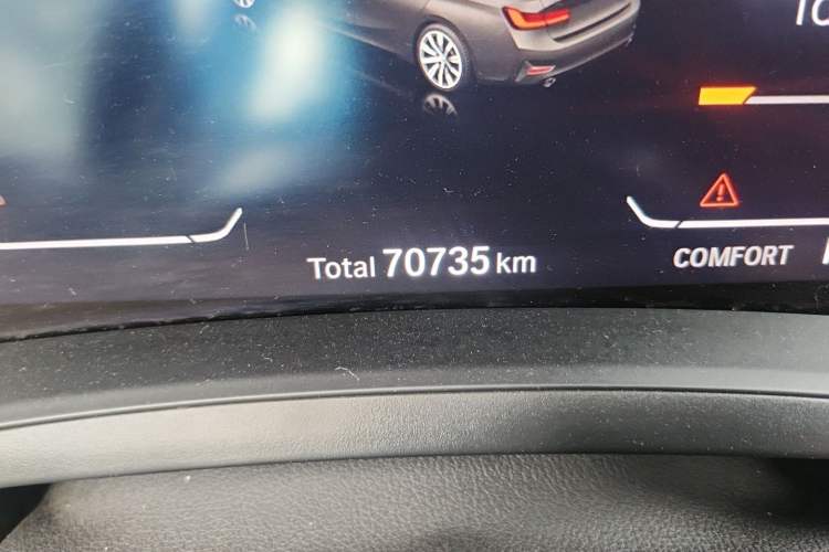Used BMW 3 Series 2021 Restyled 320i Sport Package Odometer Close Up