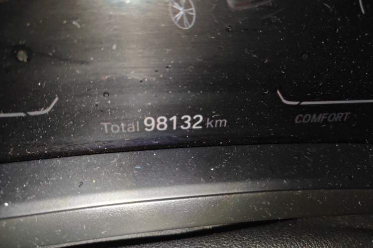 Used BMW 3 Series 2021 Second Facelift 325Li M Sport Package Odometer Close Up
