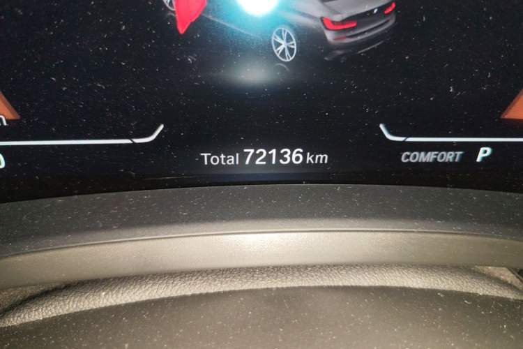Used BMW 3 Series 2021 320Li M Sport Package Odometer Close Up