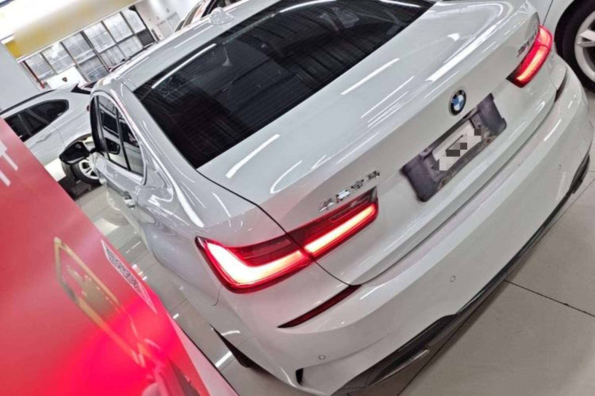 Used BMW 3 Series 2021 Second Facelift 320Li M Sport Package Rear Left 45 Deg