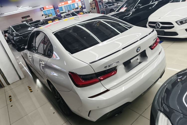 Used BMW 3 Series 2021 325i M Sport Night Edition package Rear Left 45 Deg