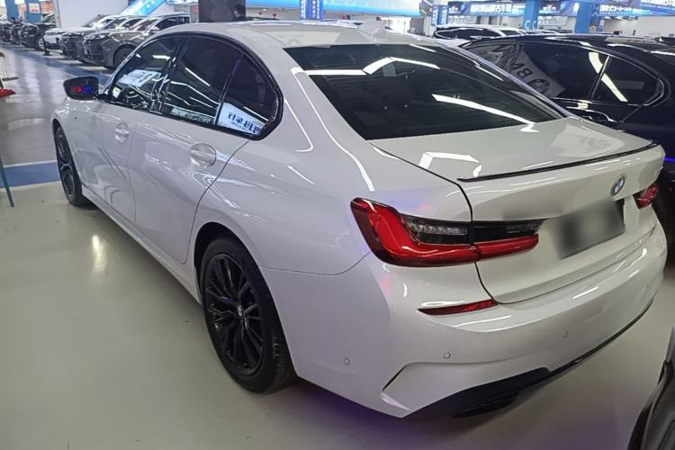 Used BMW 3 Series 2021 330i M Sport Night Edition Rear Left 45 Deg