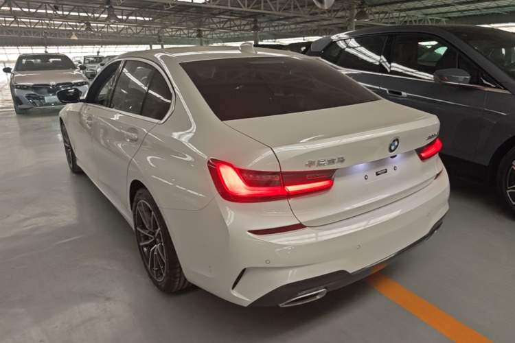 Used BMW 3 Series 2021 Facelifted 320Li M Sport Package Rear Left 45 Deg