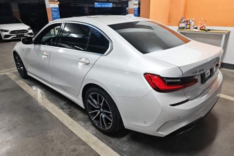 Used BMW 3 Series 2021 Second Facelift 325Li M Sport Package Rear Left 45 Deg