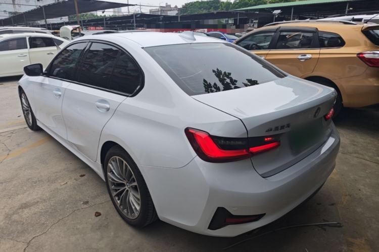 Used BMW 3 Series 2021 320i Sport Package Rear Left 45 Deg