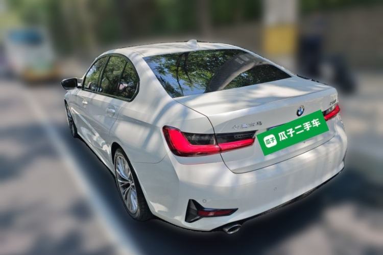 Used BMW 3 Series 2021 320i Sport Package Rear Left 45 Deg