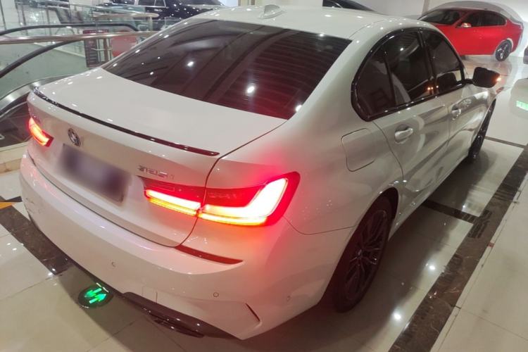 Used BMW 3 Series 2021 325i M Sport Night Edition package Rear Right 45 Deg