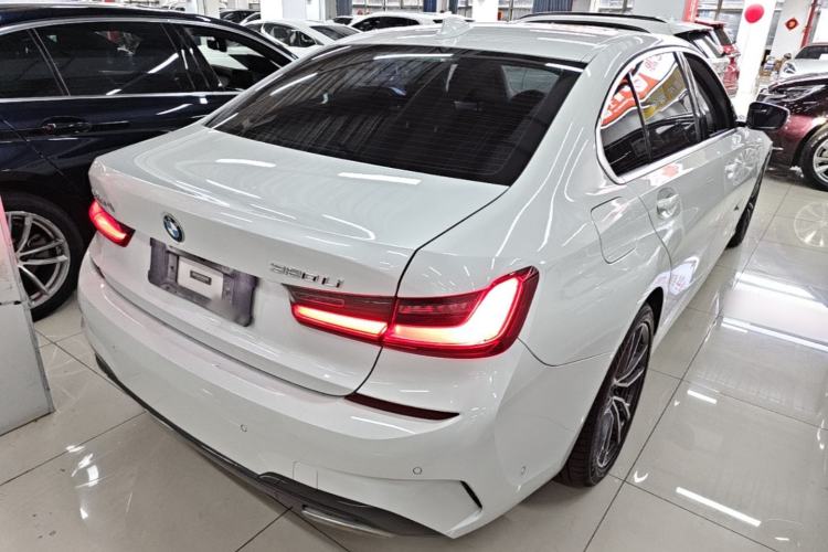 Used BMW 3 Series 2021 Second Facelift 320Li M Sport Package Rear Right 45 Deg