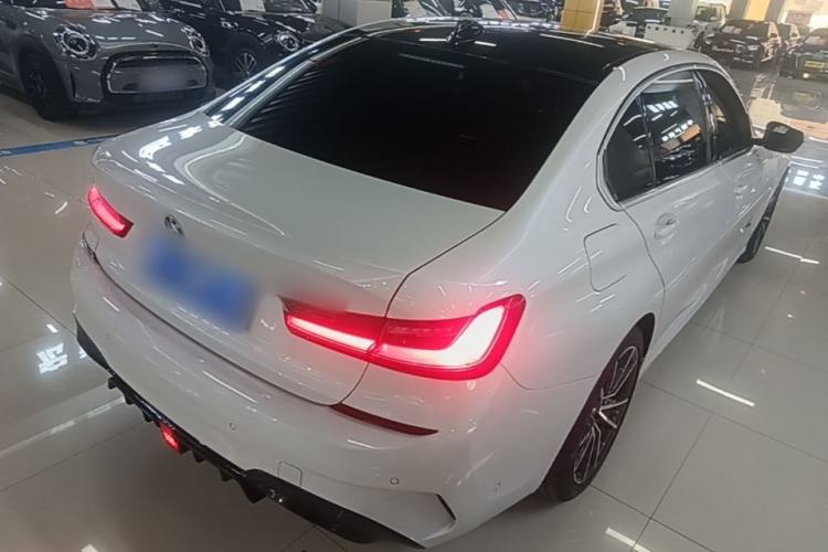 Used BMW 3 Series 2021 Second Facelift 325Li M Sport Package Rear Right 45 Deg