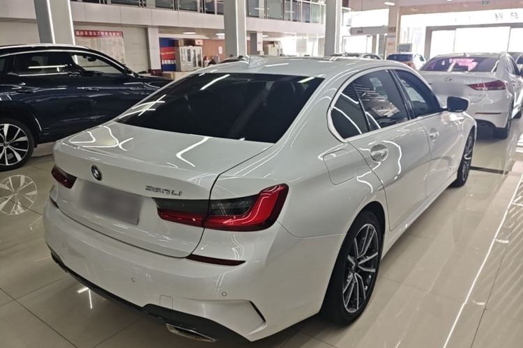 Used BMW 3 Series 2021 Facelifted 320Li M Sport Package Rear Right 45 Deg